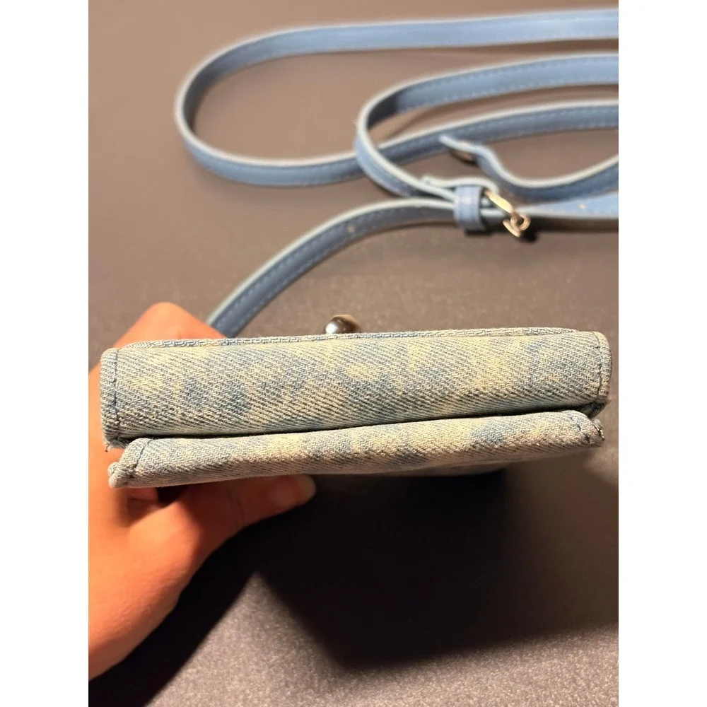 Unbranded Floral Denim Crossbody Wallet Women Small Blue Excellent Y2K Acid Wash